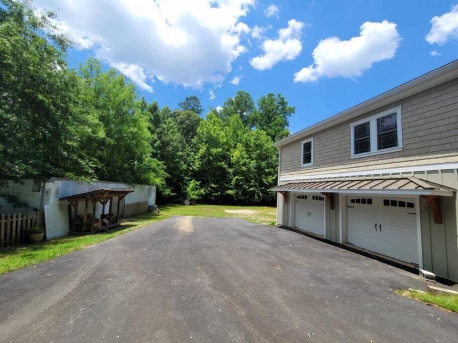 Quiet Country Farmhouse Villa Suwanee Exterior photo